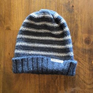 Krochet kids Cara beanie Like New!